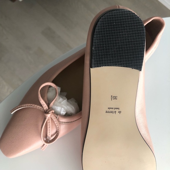 NEVER WORN handmade lambskin ballet flats with pointed square toe. Size 5 1/2. - Picture 4 of 4